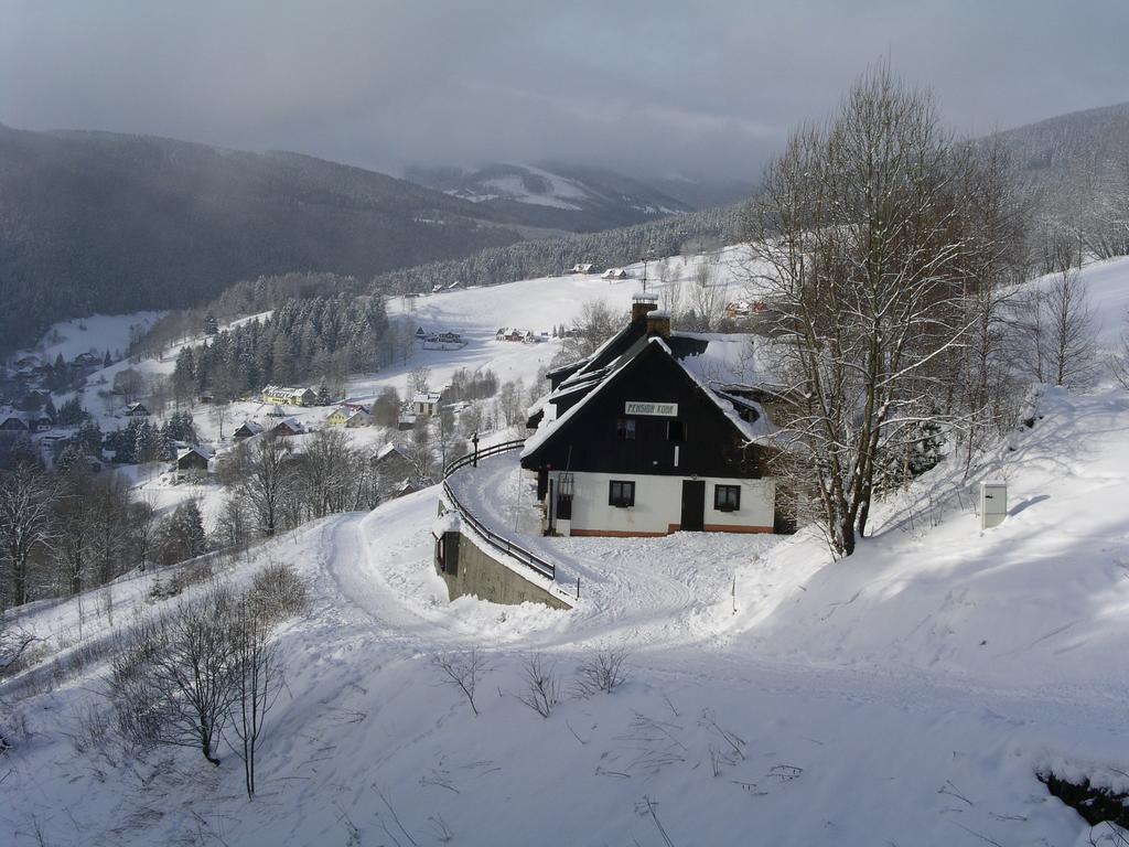 Penzion Kobr Pec pod Snezkou Exterior foto
